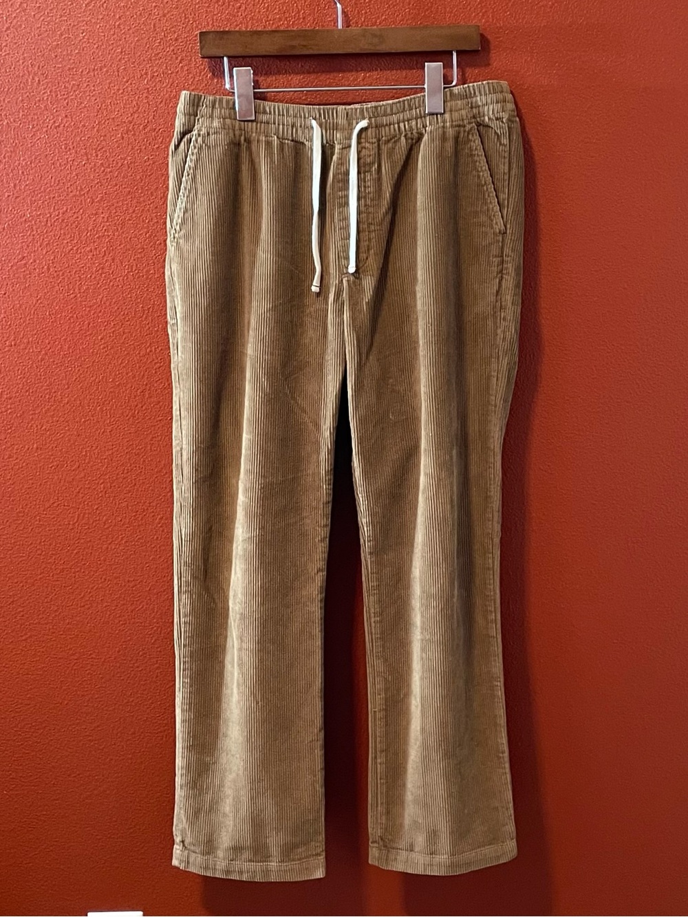 Wellen Men’s Easy Brown Straight Fit Pull On Drawstring Corduroy Huckberry Pants